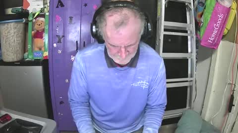 Snapshot of pussy_licker0127 chatting on 12.28.24 Mark online show from 12.28.24