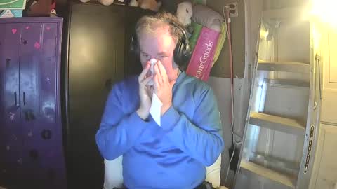 Snapshot of pussy_licker0127 chatting on 03.03.25 Mark online show from 03.03.25