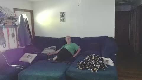 Snapshot of pussy_licker0127 chatting on 09.24.25 Mark online show from 09.24.25