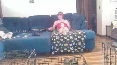 Snapshot of pussy_licker0127 chatting on 10.03.25 Mark online show from 10.03.25