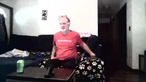 Snapshot of pussy_licker0127 chatting on 10.08.25 Mark online show from 10.08.25