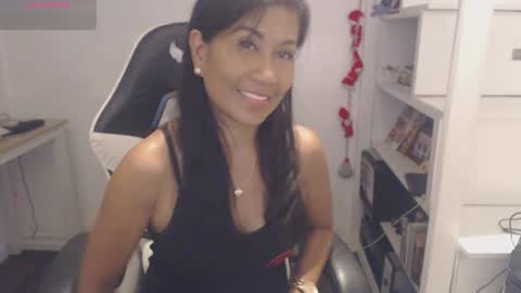 Snapshot of pussycash chatting on 12.17.24 POCCA online show from 12.17.24