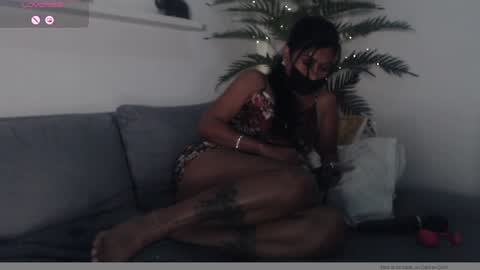 Snapshot of pussycash chatting on 01.09.25 POCCA online show from 01.09.25