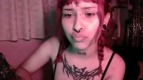 Katiux online show from 11.16.25