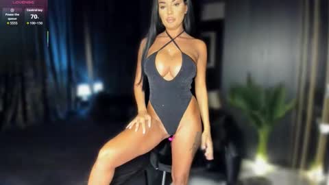 Snapshot of pussydollxx chatting on 09.19.25 Andreea online show from 09.19.25