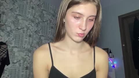 Snapshot of pussygir007 chatting on 01.16.25 pussygirl007 online show from 01.16.25