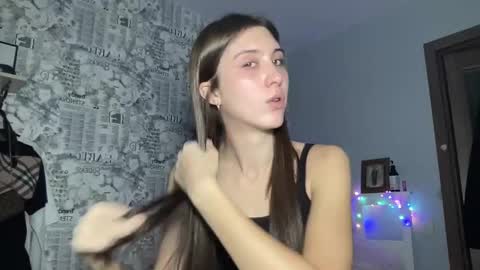 Snapshot of pussygir007 chatting on 01.24.25 pussygirl007 online show from 01.24.25