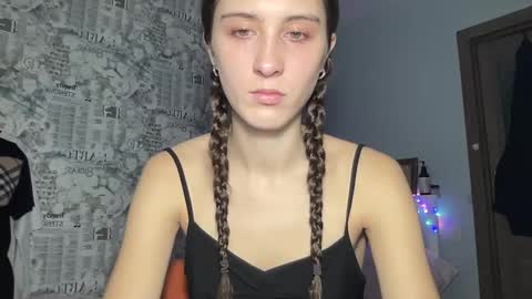 Snapshot of pussygir007 chatting on 01.29.25 pussygirl007 online show from 01.29.25