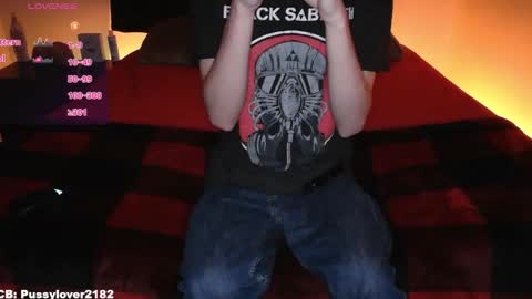 pussylover2182 online show from 11.17.25