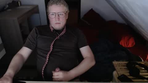 pussylovercb online show from 12.15.25