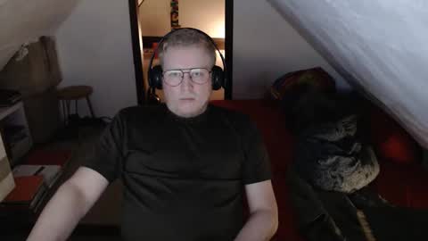 Snapshot of pussylovercb chatting on 03.27.26 pussylovercb online show from 03.27.26