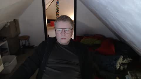 Snapshot of pussylovercb chatting on 04.09.26 pussylovercb online show from 04.09.26