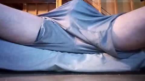 Snapshot of pussylver21 chatting on 12.20.25 pussylver21 online show from 12.20.25