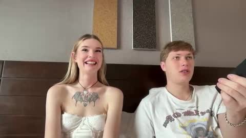 Snapshot of pussymoneywet chatting on 10.13.25 Lina online show from 10.13.25