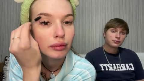 Snapshot of pussymoneywet chatting on 11.23.25 Lina online show from 11.23.25