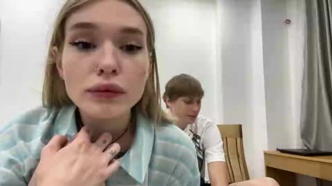 Snapshot of pussymoneywet chatting on 11.28.25 Lina online show from 11.28.25