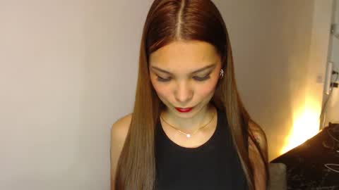 Snapshot of pussywetandwild chatting on 01.28.25 LHARA online show from 01.28.25