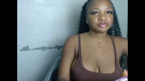 Snapshot of pussyxwetx chatting on 07.16.26 pussyxwetx online show from 07.16.26