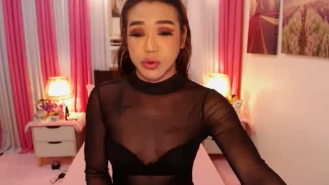 Queen Agatha online show from 01.03.25