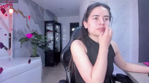 Qetsyah online show from 02.17.26