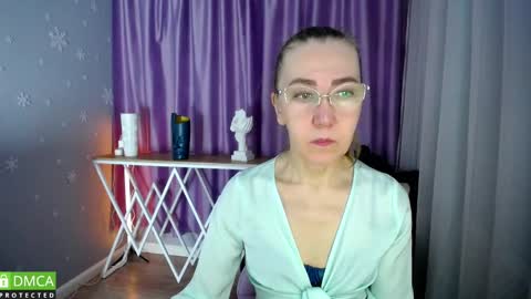 Snapshot of queen_a_n_i chatting on 01.29.25 A N I Ill be here on December 1st online show from 01.29.25