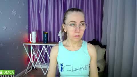 Snapshot of queen_a_n_i chatting on 02.19.25 A N I Ill be here on December 1st online show from 02.19.25