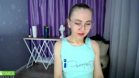 Snapshot of queen_a_n_i chatting on 02.26.25 A N I Ill be here on December 1st online show from 02.26.25