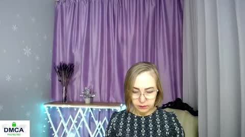 Snapshot of queen_a_n_i chatting on 03.10.26 A N I Ill be here on December 1st online show from 03.10.26