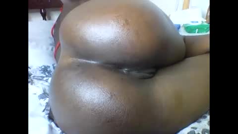 Snapshot of queen_abito chatting on 01.14.25 queen_abito online show from 01.14.25