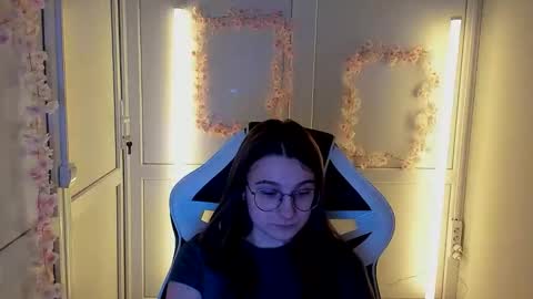 Amelie online show from 04.24.26