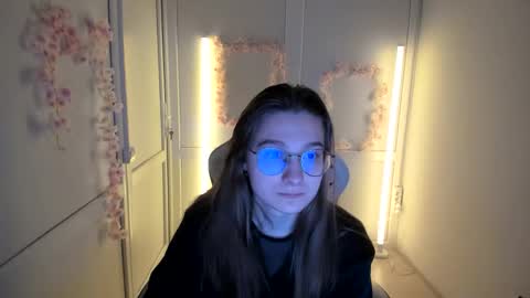 Amelie online show from 04.25.26