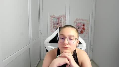 Amelie online show from 06.07.26