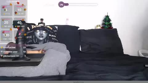 Snapshot of queen_barbie_ chatting on 12.18.24 Barbie online show from 12.18.24