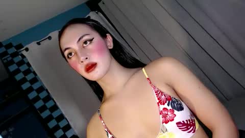 queen_danaya online show from 04.17.26