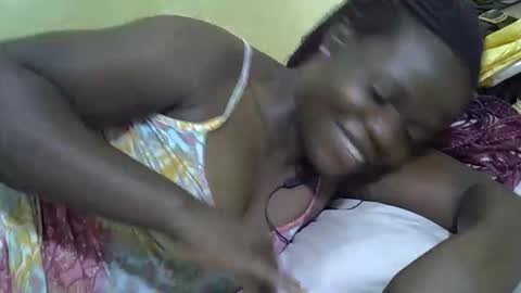 Snapshot of queen_darling3 chatting on 04.15.26 Gentrix online show from 04.15.26