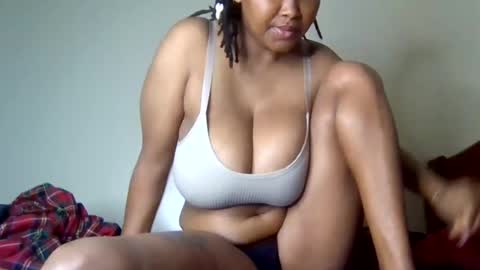 Snapshot of queen_doli chatting on 07.07.26 queen_doli online show from 07.07.26