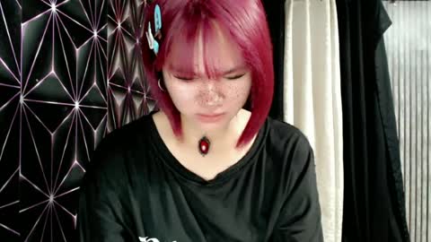Snapshot of queen_elicktra chatting on 06.23.26 JOY online show from 06.23.26