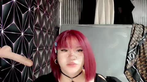 Snapshot of queen_elicktra chatting on 07.21.26 JOY online show from 07.21.26