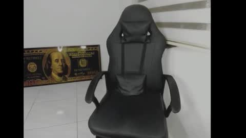 queen_findom1 online show from 03.13.26