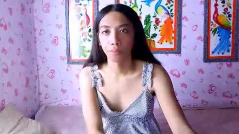Snapshot of queen_gia chatting on 06.25.26 queen_gia online show from 06.25.26