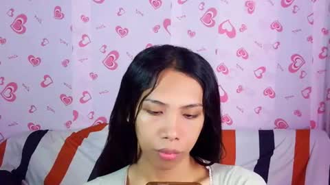 Snapshot of queen_gia chatting on 07.27.26 queen_gia online show from 07.27.26