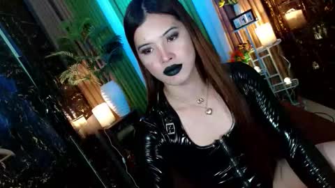 Snapshot of queen_kendalx19 chatting on 10.10.25 Kendal online here from 6am-3pm philippine time online show from 10.10.25