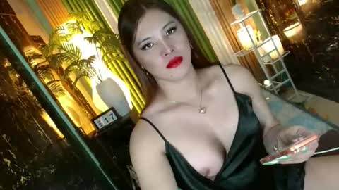 Snapshot of queen_kendalx19 chatting on 04.17.26 Kendal online here from 6am-3pm philippine time online show from 04.17.26