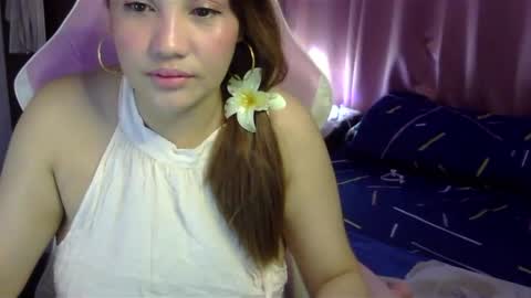 Snapshot of queen_kur chatting on 01.18.25 QueenHennessy online show from 01.18.25