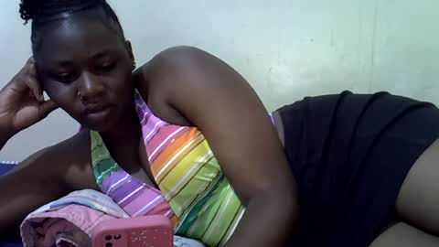 Snapshot of queen_leilla chatting on 07.12.26 queen_leilla online show from 07.12.26