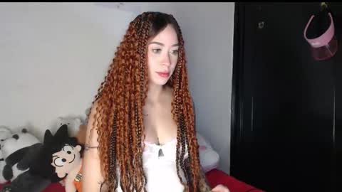 queen_of_m111lk online show from 10.18.25