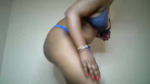 queen_pretty1 online show from 03.12.26