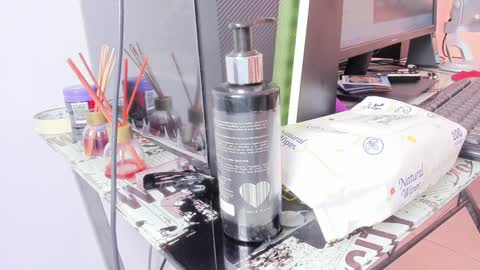 queen_yully online show from 12.08.24