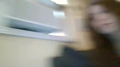 queencrimsonlvx online show from 05.04.26