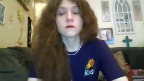 queencrimsonlvx online show from 05.06.26